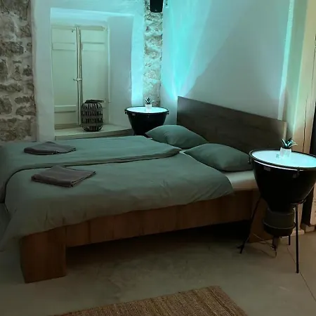 Appartement Tri Srca 1 - De Luxe 1 *