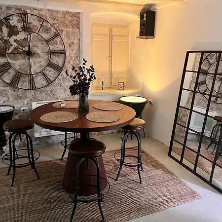 Tri Srca 1 - De Luxe 1 * Trebinje